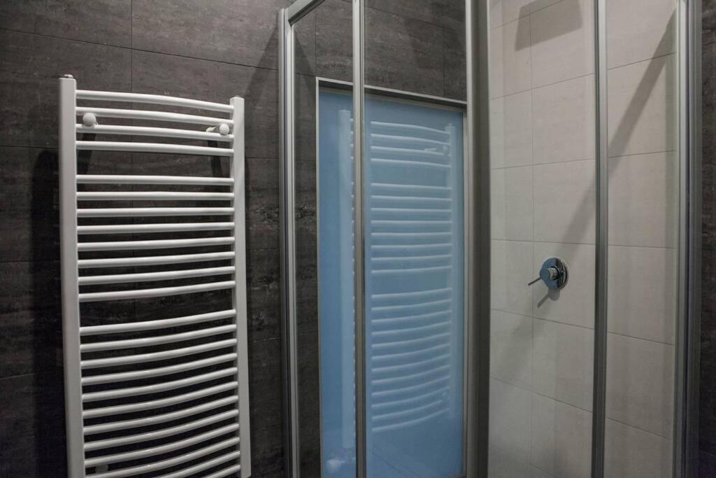 Apartment Downtown Ulloi 3 Budapest Exterior photo